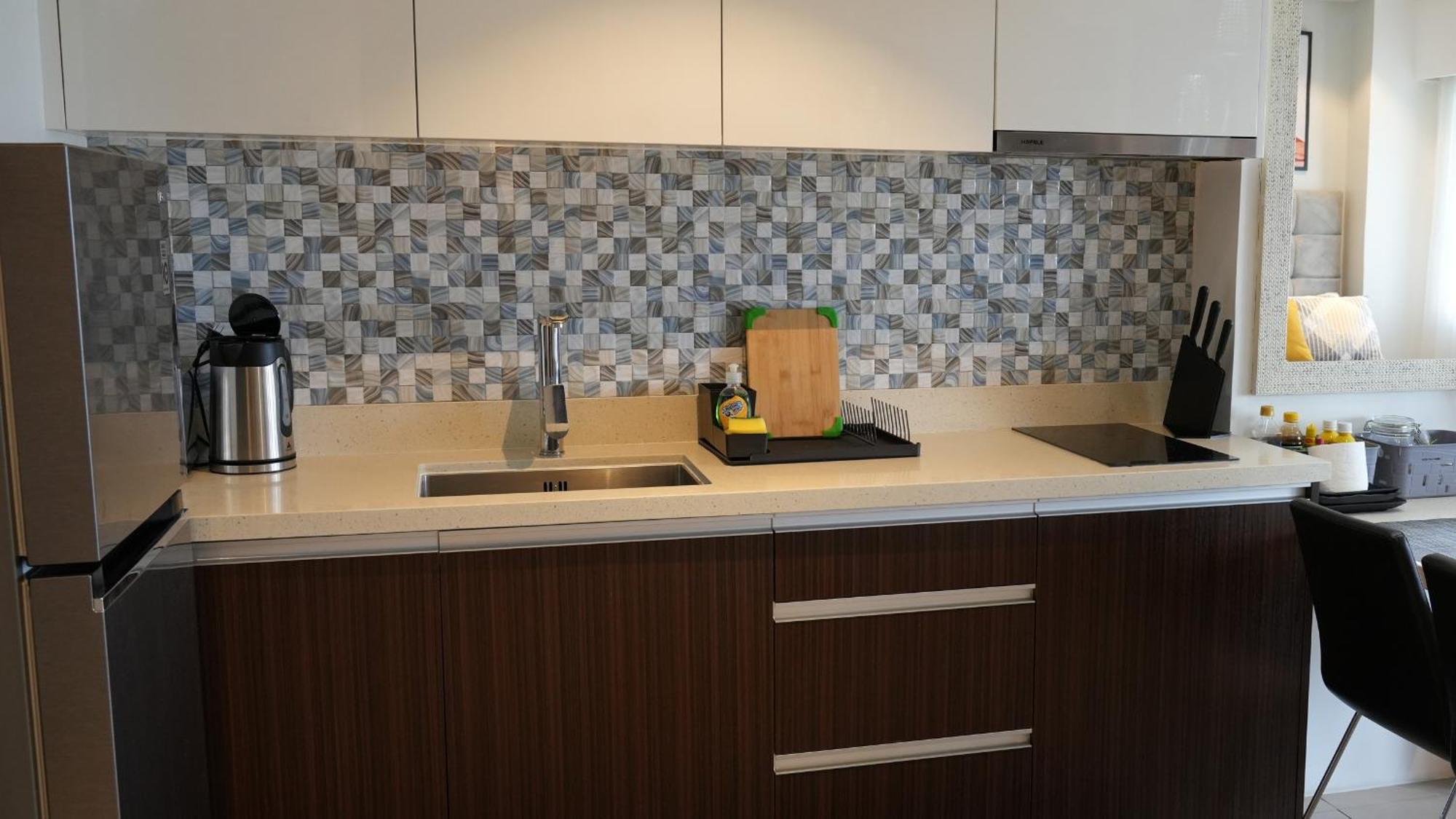 Dominiks Stylish Resort Gem Ocean View Pool Queen Bed At Tambuli 8 Floor Fast Wifi Lapu-Lapu City Esterno foto