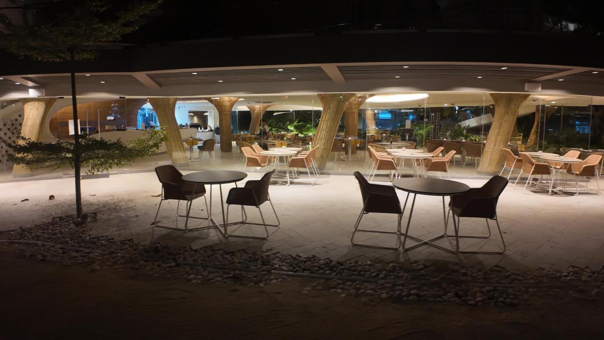 Dominiks Stylish Resort Gem Ocean View Pool Queen Bed At Tambuli 8 Floor Fast Wifi Lapu-Lapu City Esterno foto