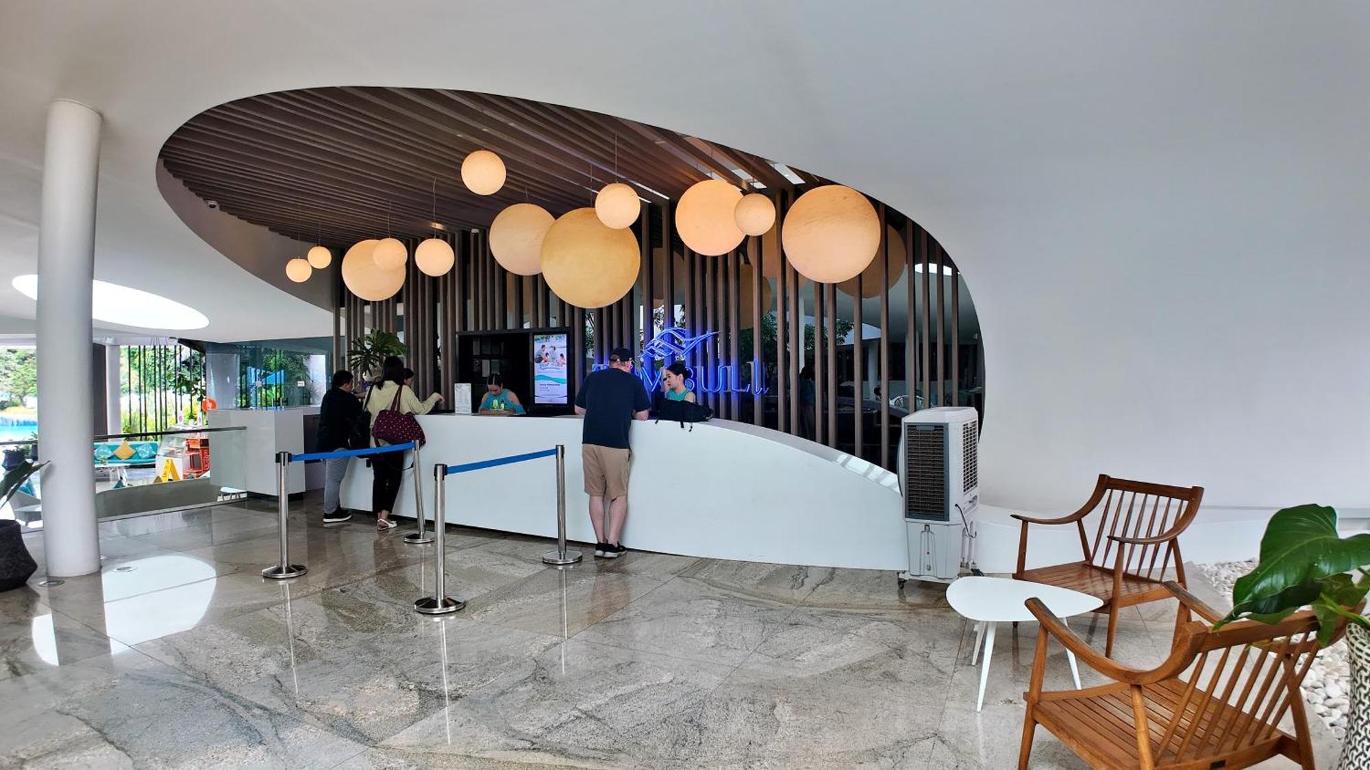 Dominiks Stylish Resort Gem Ocean View Pool Queen Bed At Tambuli 8 Floor Fast Wifi Lapu-Lapu City Esterno foto