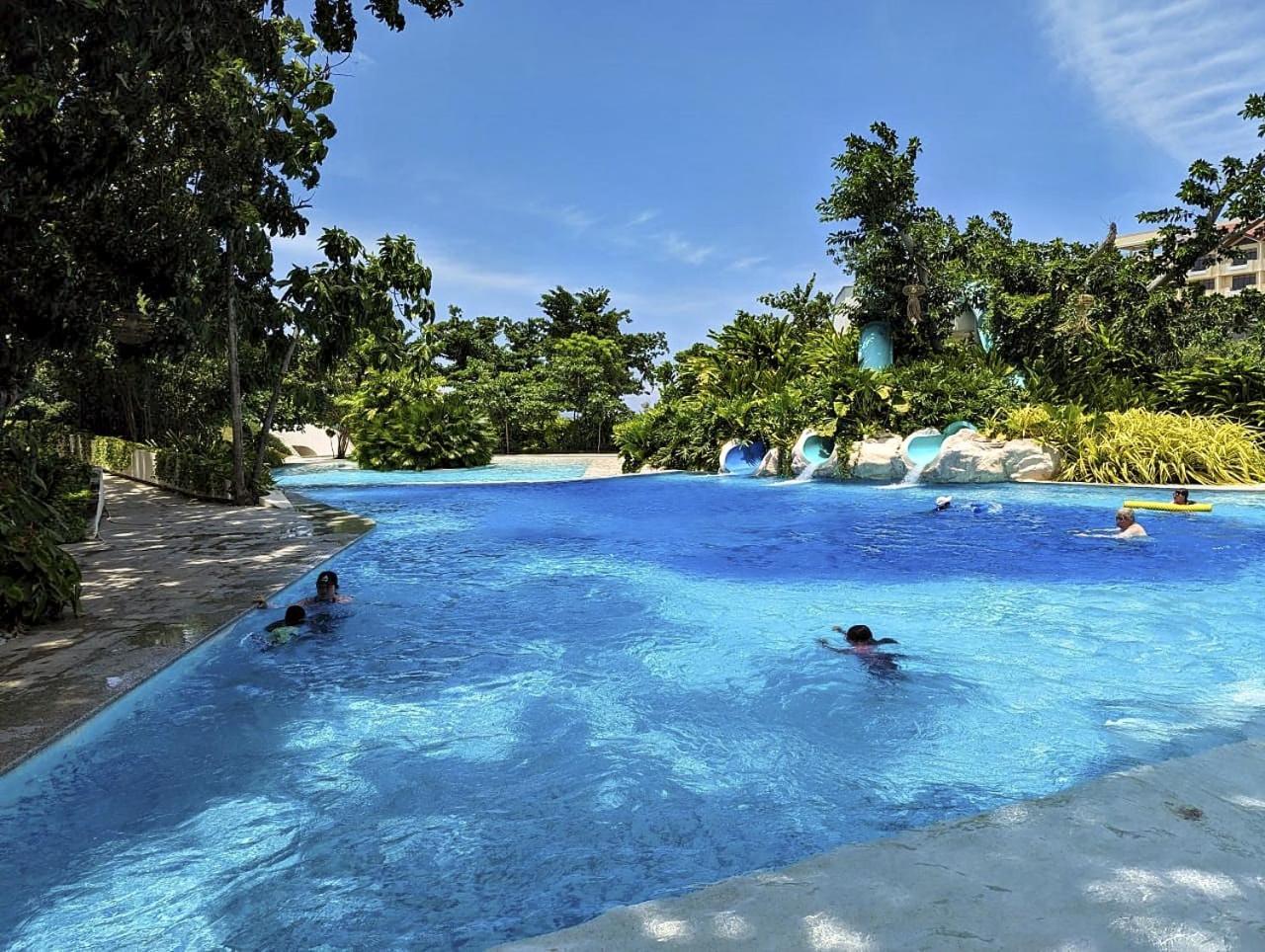 Dominiks Stylish Resort Gem Ocean View Pool Queen Bed At Tambuli 8 Floor Fast Wifi Lapu-Lapu City Esterno foto