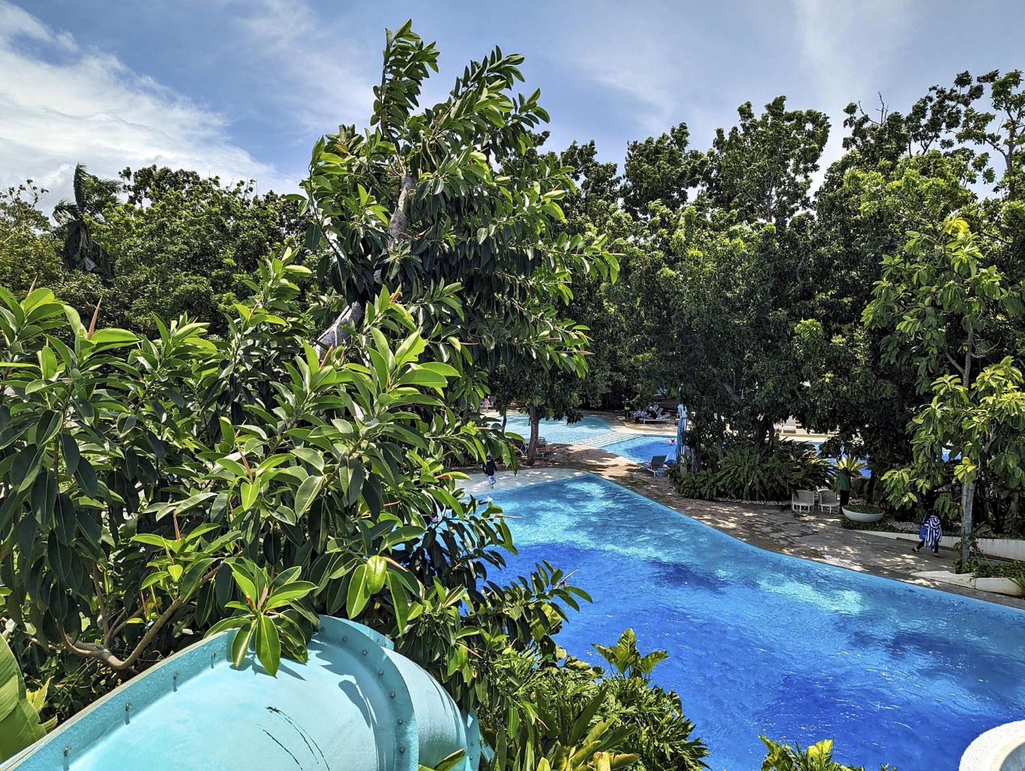 Dominiks Stylish Resort Gem Ocean View Pool Queen Bed At Tambuli 8 Floor Fast Wifi Lapu-Lapu City Esterno foto